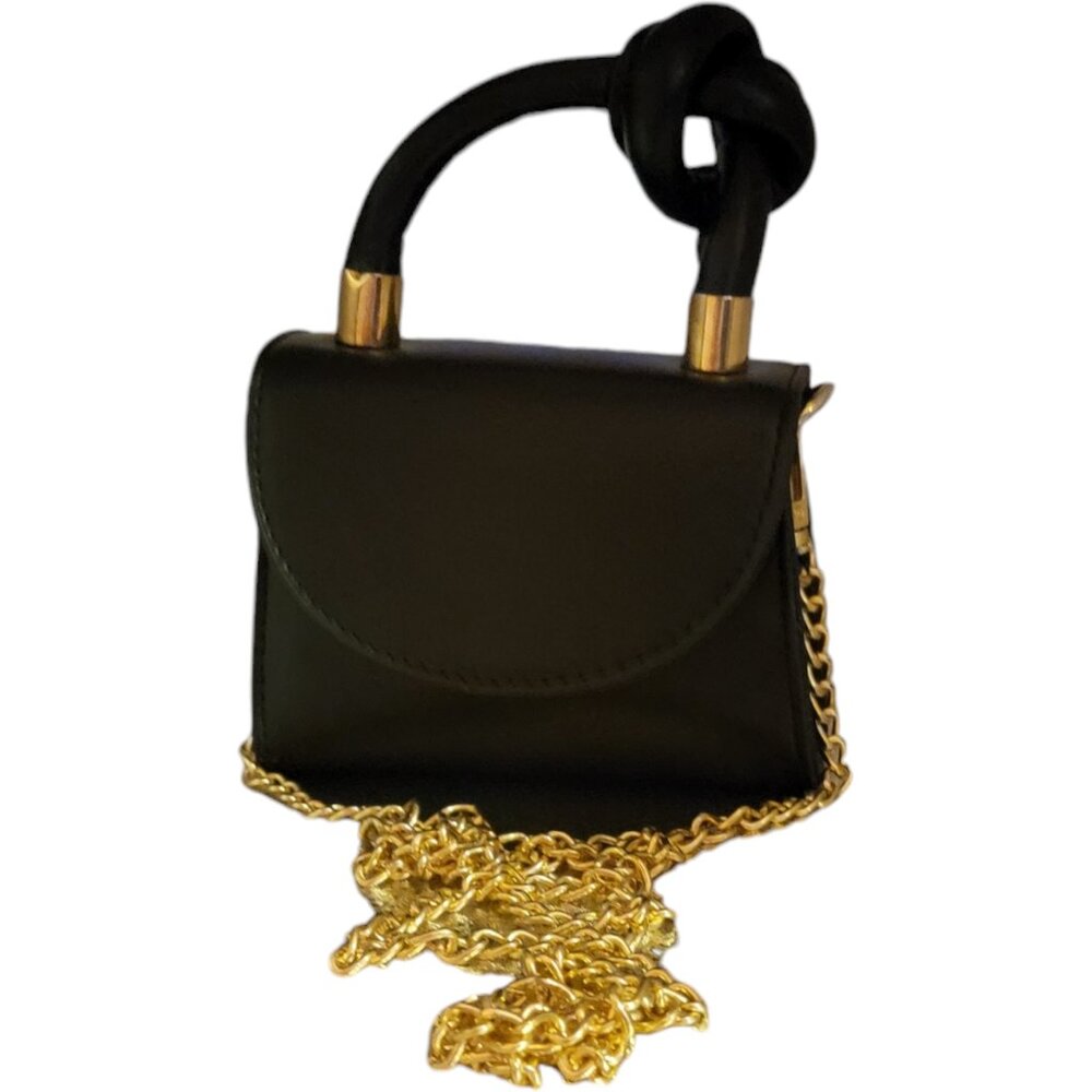 Woman's Hand Bag